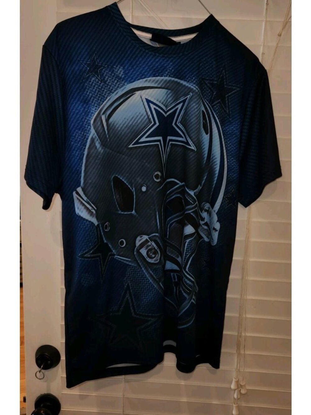 Dallas Cowboys All Over Print T-Shirt ADULT MEDIUM nfl.......................B7